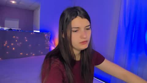 Laura online show from May 2026 04:50:01 AM