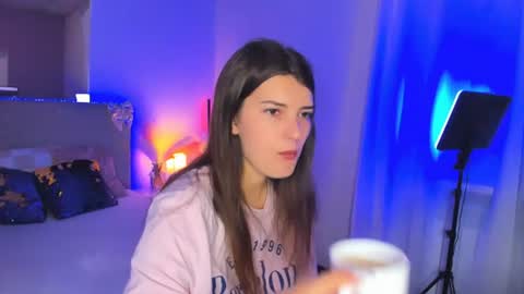 Laura online show from June 2026 05:16:01 AM