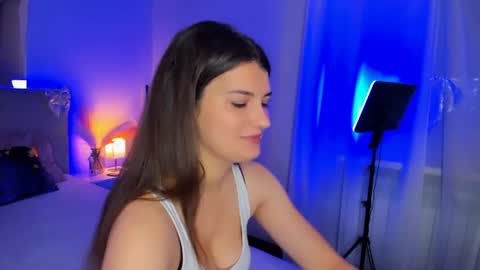 Laura online show from June 2026 04:58:01 AM