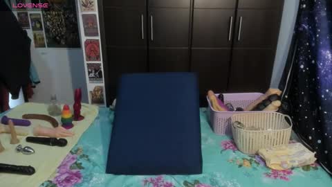 Snapshot of laura_anal_ chatting on March 2026 02:22:02 PM Wen online show from March 2026 02:22:02 PM