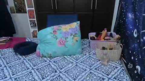 Snapshot of laura_anal_ chatting on March 2026 03:35:02 PM Wen online show from March 2026 03:35:02 PM