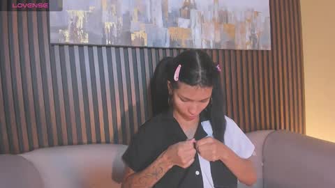 Snapshot of laura_aristizabal_19 chatting on October 2025 12:36:01 PM Laura online show from October 2025 12:36:01 PM