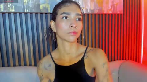 Laura online show from March 2026 12:30:01 PM