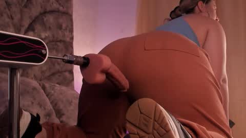 Snapshot of laura_bassi chatting on February 2026 03:59:02 AM Laura Bassi online show from February 2026 03:59:02 AM