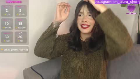 Snapshot of laura_cherrypie chatting on October 2025 02:09:01 AM Laura- new schedule 800 pm until 1200 pm Colombia online show from October 2025 02:09:01 AM