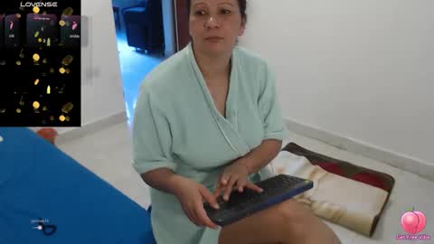 laura_foxx2379 online show from January 2026 08:34:01 PM