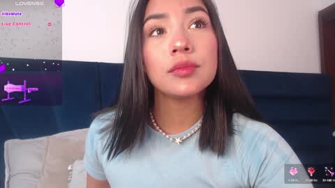 Snapshot of laura_golden1 chatting on January 2025 07:26:02 PM lLAURA online show from January 2025 07:26:02 PM