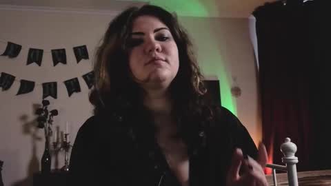 Snapshot of laura_karamazov chatting on February 2026 09:27:02 AM Miss Laura online show from February 2026 09:27:02 AM