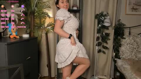 Snapshot of laura_mutti chatting on February 2026 03:35:02 PM Samantha online show from February 2026 03:35:02 PM