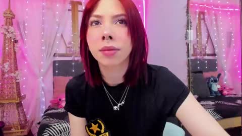 Snapshot of laura_olssen chatting on September 2025 12:18:01 PM Kate online show from September 2025 12:18:01 PM