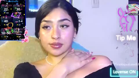 laura_pink01 online show from February 2026 04:01:01 PM