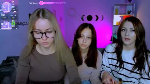 laura_queen_ online show from September 2025 07:08:02 PM