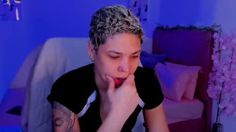 Laura Rose online show from October 2025 03:14:02 PM