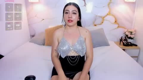 Laura Smith online show from May 2026 08:25:01 PM
