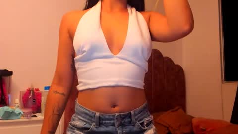 LAURA SOE online show from October 2025 12:54:02 AM