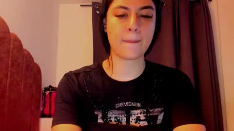 LAURA SOE online show from December 2025 11:56:02 PM