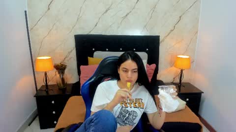 LAURA SOE online show from June 2026 01:52:01 PM