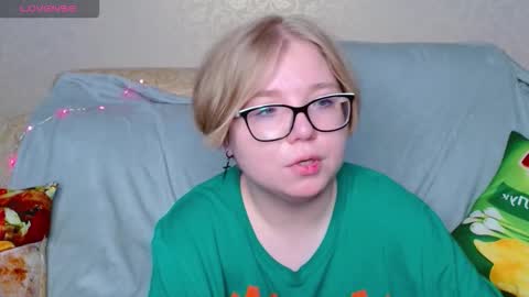 Laura online show from March 2026 11:37:01 AM