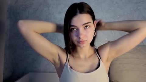 Laura online show from March 2026 08:40:02 AM