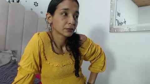 Laura online show from May 2026 01:28:01 PM