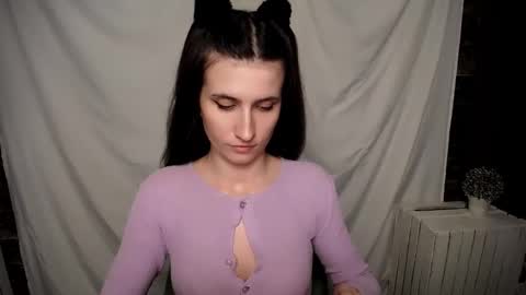 Laura online show from February 2025 10:07:01 AM