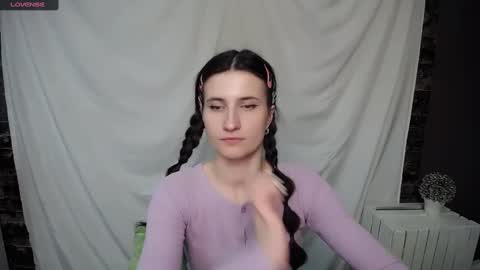 Laura online show from February 2025 11:20:01 AM