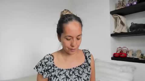 Laura online show from June 2026 06:30:01 PM
