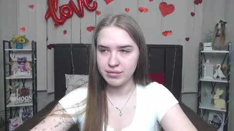 LauraHlot online show from May 2026 05:39:01 PM