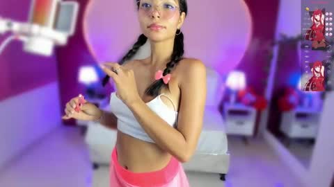 Snapshot of lauramartin1 chatting on February 2025 12:27:01 AM Laura MartinGMT-5 2200-0600 online show from February 2025 12:27:01 AM