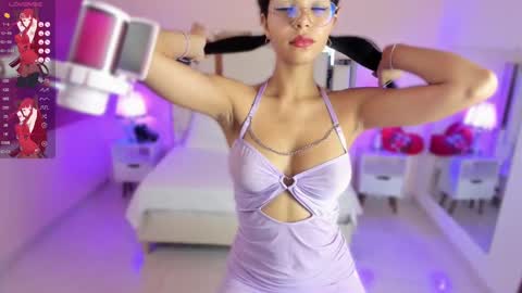 Snapshot of lauramartin1 chatting on March 2025 12:49:01 AM Laura MartinGMT-5 2200-0600 online show from March 2025 12:49:01 AM