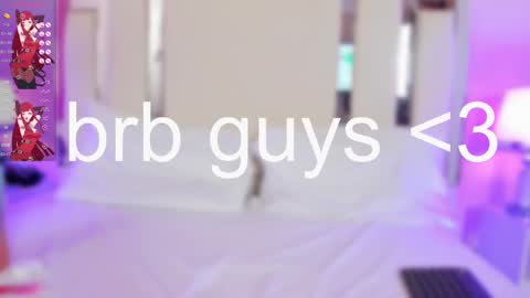 Snapshot of lauramartin1 chatting on March 2025 03:43:01 AM Laura MartinGMT-5 2200-0600 online show from March 2025 03:43:01 AM