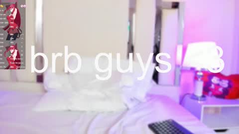 Snapshot of lauramartin1 chatting on March 2025 07:24:01 AM Laura MartinGMT-5 2200-0600 online show from March 2025 07:24:01 AM