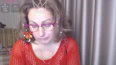 Snapshot of lauraoven1 chatting on December 2024 07:50:02 AM Lauraoven1 online show from December 2024 07:50:02 AM