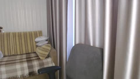 Snapshot of lauraoven1 chatting on December 2024 10:47:02 AM Lauraoven1 online show from December 2024 10:47:02 AM
