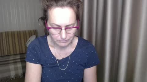 Snapshot of lauraoven1 chatting on January 2025 07:12:01 PM Lauraoven1 online show from January 2025 07:12:01 PM
