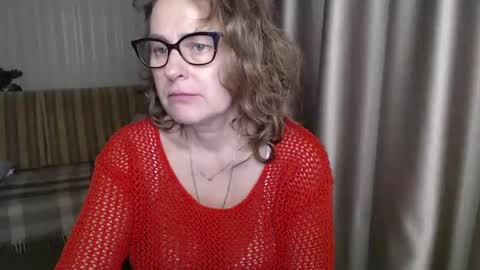 Snapshot of lauraoven1 chatting on January 2025 05:39:01 PM Lauraoven1 online show from January 2025 05:39:01 PM