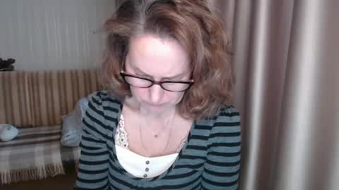 Snapshot of lauraoven1 chatting on February 2025 07:13:01 AM Lauraoven1 online show from February 2025 07:13:01 AM