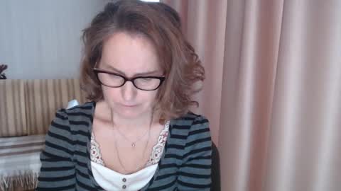 Snapshot of lauraoven1 chatting on February 2025 09:09:02 AM Lauraoven1 online show from February 2025 09:09:02 AM