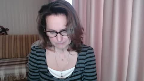 Snapshot of lauraoven1 chatting on February 2025 07:34:02 AM Lauraoven1 online show from February 2025 07:34:02 AM