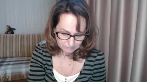 Snapshot of lauraoven1 chatting on February 2025 01:55:02 PM Lauraoven1 online show from February 2025 01:55:02 PM
