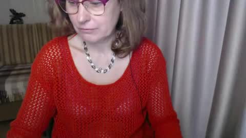 Snapshot of lauraoven1 chatting on March 2025 09:02:01 AM Lauraoven1 online show from March 2025 09:02:01 AM