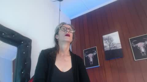 Laura Sofia online show from February 2026 01:40:01 PM