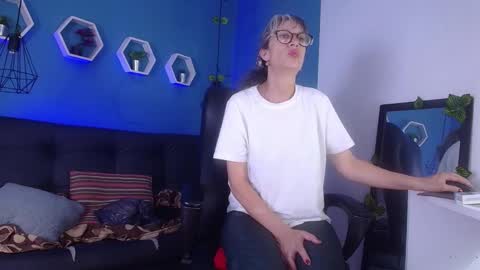 Laura Sofia online show from March 2026 11:12:01 AM