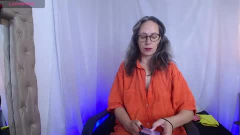 Laura Sofia online show from May 2026 10:44:02 AM