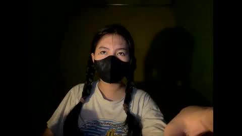 Snapshot of laurasz chatting on June 2026 06:14:01 PM Laura new asian online show from June 2026 06:14:01 PM