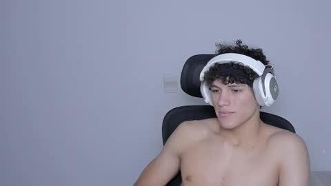 Snapshot of laureent__ chatting on September 2025 08:02:01 PM Laureent online show from September 2025 08:02:01 PM