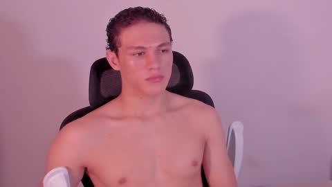 Laureent online show from March 2026 06:08:01 AM