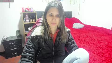 Lauren Independent model online show from December 2025 12:04:02 AM