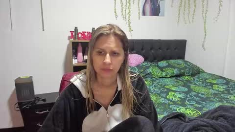 Lauren Independent model online show from February 2026 02:09:01 PM