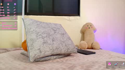 Snapshot of lauren_gil_ chatting on December 2024 12:26:02 AM 1 online show from December 2024 12:26:02 AM